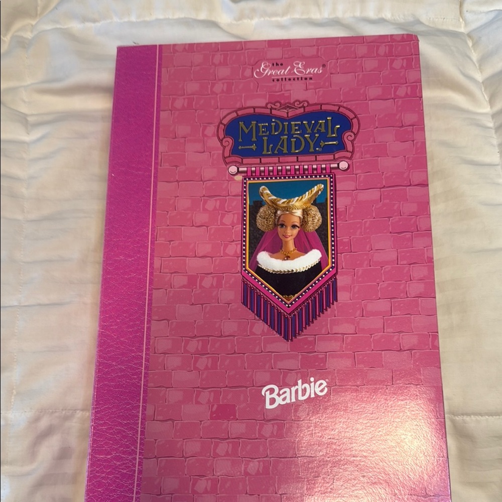 Barbie Medieval Lady Pink